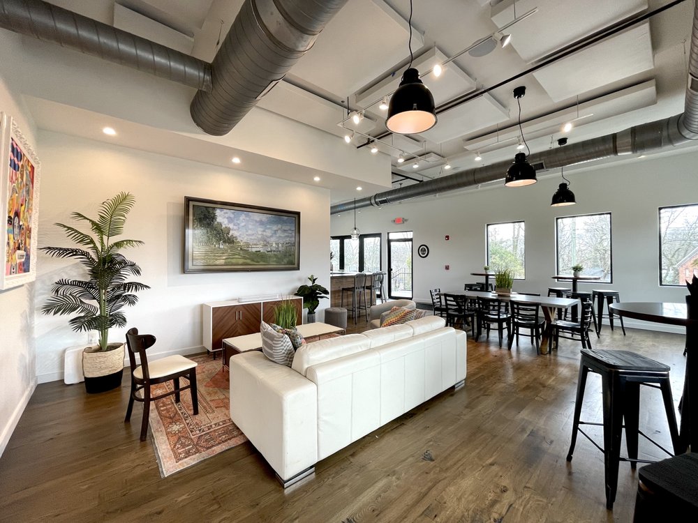 PAPER PLANE THE LOFT Updated September 2024 816 S Central Ave