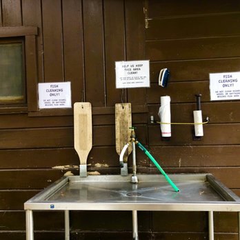 Golden Pine Rv Park - Fish cleaning station - RV Parks Near Me - June Lake, California