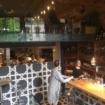 L'Abattoir - French Near Me - Vancouver, British Columbia