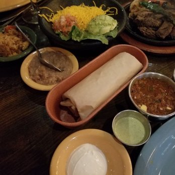 Lupe Tortilla Mexican Restaurant - Fajita sides - Tex-Mex Near Me - Cedar Park, Texas