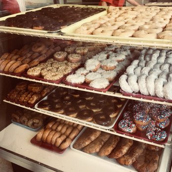 Red's Donut Shop - Donuts Near Me - Paducah, Kentucky Red's Donut Shop - Donuts Near Me - Paducah, Kentucky
