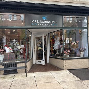 Mrs Robinson's Tea Shop - Outside - Tea Rooms Near Me - Kennett Square, Pennsylvania
