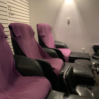 Kimberly Spa - Clean massage chairs. - Massage Near Me - New York, New York Kimberly Spa - Clean massage chairs. - Massage Near Me - New York, New York
