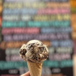 Sweet Sisters Ice Cream Shop