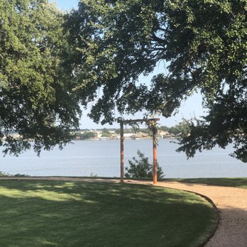 Inn On Lake Granbury - Hotels Near Me - Granbury, Texas