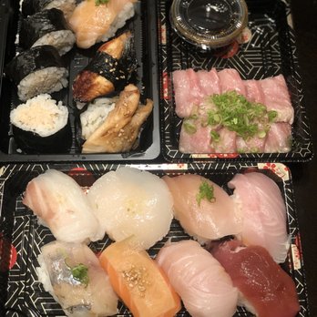 Sasabune Glendale - 11 piece with blue crab roll and sashimi - Sushi Bars Near Me - Glendale, California Sasabune Glendale - 11 piece with blue crab roll and sashimi - Sushi Bars Near Me - Glendale, California