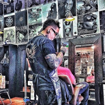Born With Soul - Melo getting ready to cut. - Hair Salons Near Me - Chicago, Illinois Born With Soul - Melo getting ready to cut. - Hair Salons Near Me - Chicago, Illinois