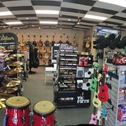 Dietze Music - Lincoln NE Musical Instrument Store