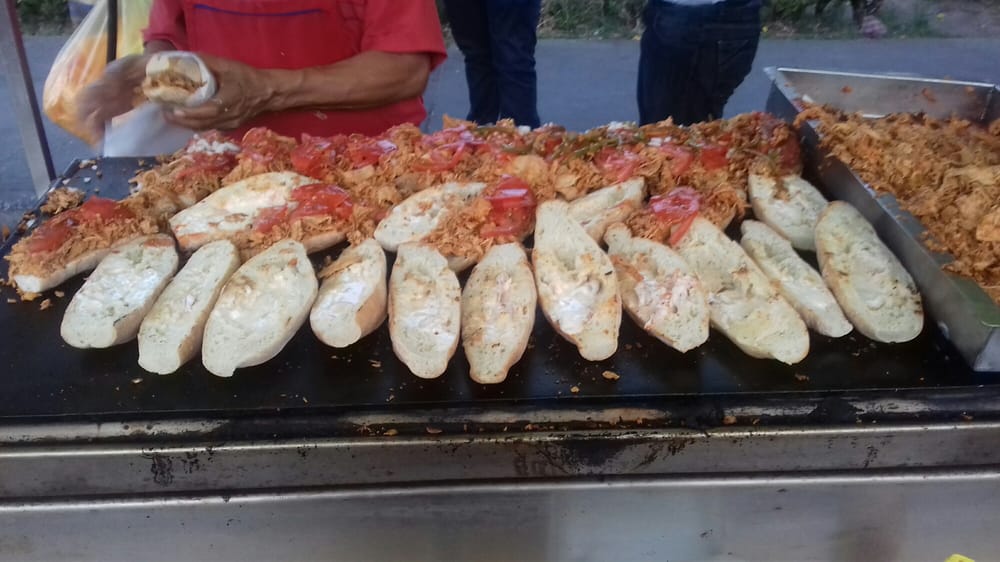 Lonches Calientes Nacho Veliz