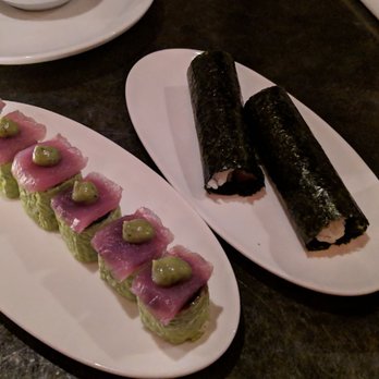 Double Knot - Hand roll on the right (that's roll, not hand roll) something else on the left. - Sushi Bars Near Me - Philadelphia, Pennsylvania Double Knot - Hand roll on the right (that's roll, not hand roll) something else on the left. - Sushi Bars Near Me - Philadelphia, Pennsylvania
