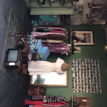 Bridge Thrift - LA ROAD Boutique - Thrift Stores Near Me - Los Angeles, California Bridge Thrift - LA ROAD Boutique - Thrift Stores Near Me - Los Angeles, California