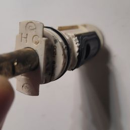 Oem Moen Cartidge.
