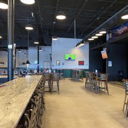 30/70 Sports Bar & Grill - Inside