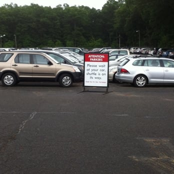 LAZ Fly Economy Parking - no use in having this sign up. - Airport Shuttles Near Me - Windsor Locks, Connecticut LAZ Fly Economy Parking - no use in having this sign up. - Airport Shuttles Near Me - Windsor Locks, Connecticut