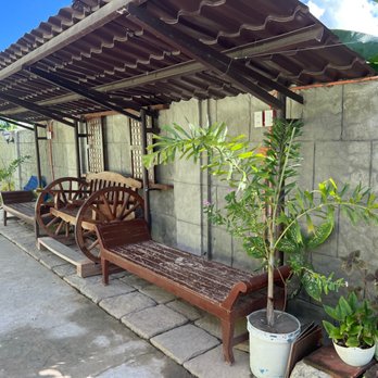 Pristel Transient House - Chill spot - Hotels & Travel Near Me - Vigan City, ILS
