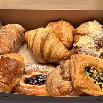 Evergreen Bakery - Croissants & Crostatas - Bakeries Near Me - Chagrin Falls, Ohio Evergreen Bakery - Croissants & Crostatas - Bakeries Near Me - Chagrin Falls, Ohio