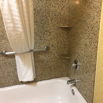 Spark by Hilton Tempe Phoenix Airport - Tub. - Hotels Near Me - Tempe, Arizona Spark by Hilton Tempe Phoenix Airport - Tub. - Hotels Near Me - Tempe, Arizona