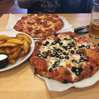 D6 Pizza - Pizza Near Me - Hesperia, California D6 Pizza - Pizza Near Me - Hesperia, California
