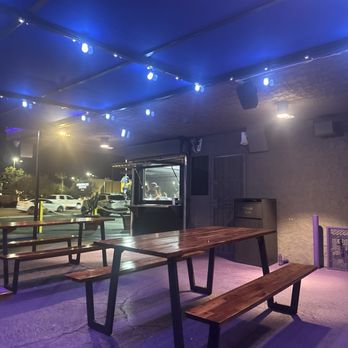Burger 3000 - Burgers Near Me - Chatsworth, California
