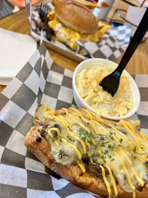 815 Gourmet Grill N Commissary by null