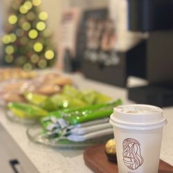 At Briar Beauty Spa, we provide herbal healthy tea, coffee and snacks