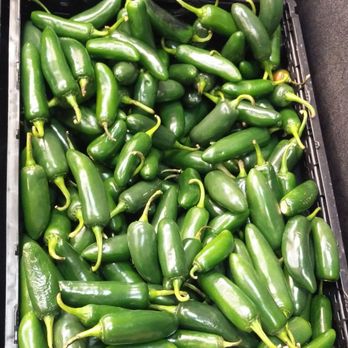 H-E-B - ows a bunch of green peppers - Grocery Near Me - Austin, Texas