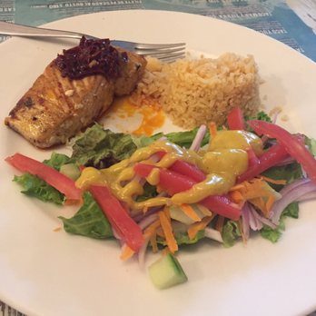 Sabor a Mar - Dinner Entree: mahi mahi with vegetables and rice. - Seafood Near Me - Playa del Carmen, ROO