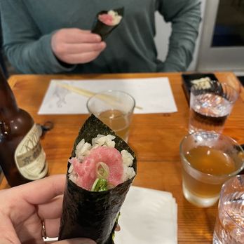 Uoichiba Handroll Bar - Fatty tuna hand roll - Sushi Bars Near Me - San Fernando Valley, California