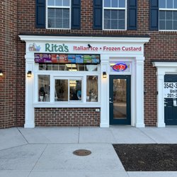 rita’s - Store front