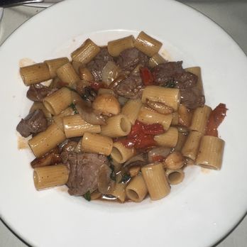 Mannino's Italian Kitchen & Lounge - Rigatoni Mignon - Italian Near Me - Commack, New York Mannino's Italian Kitchen & Lounge - Rigatoni Mignon - Italian Near Me - Commack, New York