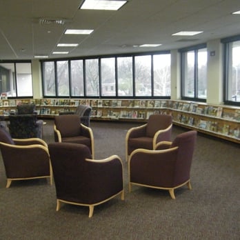 Farmington Library - Lot of space - Libraries Near Me - Farmington, Connecticut