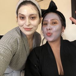 I was able to book a private event with Mariah's facial services for my girlfriends and I ‍