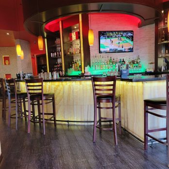 Texas de Brazil - Buffalo - Texas De Brazil Bar - Steakhouses Near Me - Buffalo, New York