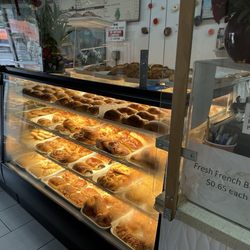 Grand Mission Donuts & Bakery - Fully stocked