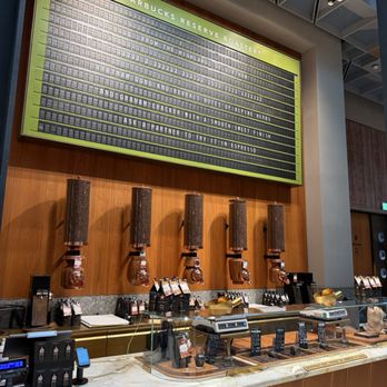 Starbucks Reserve Roastery - Interior - Cafeteria Near Me - Milan, Michigan Starbucks Reserve Roastery - Interior - Cafeteria Near Me - Milan, Michigan