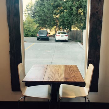 Black Rock Coffee Bar - Coffee & Tea Near Me - Vancouver, Washington