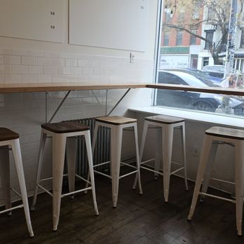 Kolachi - Counter seats - Fast Food Near Me - New York, New York