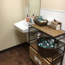 The Women's Center - Clean restroom!