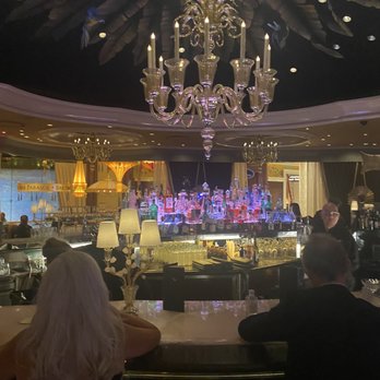 Overlook Lounge, Aperitifs & Spirits - Lounges Near Me - Las Vegas, Nevada Overlook Lounge, Aperitifs & Spirits - Lounges Near Me - Las Vegas, Nevada