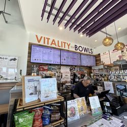 Vitality Bowls - Inside
