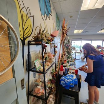 Common Dwellings - Florists Near Me - Bentonville, Arkansas