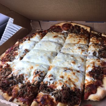 Carriage Court Pizza - Pizza Near Me - Crown Point, Indiana Carriage Court Pizza - Pizza Near Me - Crown Point, Indiana