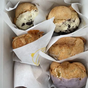 Beard Papa’s - Oreo, ube, original, honey butter - Desserts Near Me - Cerritos, California