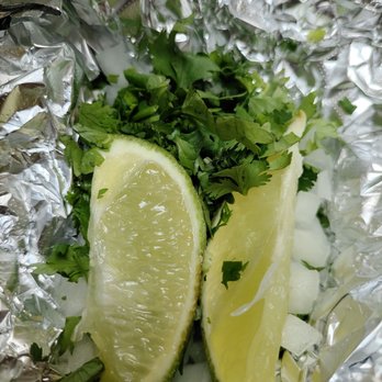 Fatboys Taco - Skimping on limes, onion, and cilantro - Tacos Near Me - Palmdale, California