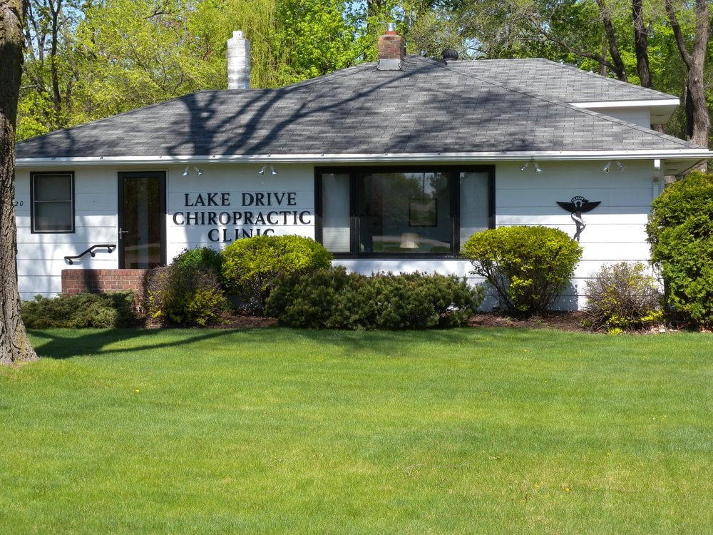 LAKE DRIVE CHIROPRACTIC Updated September 2024 8820 N Hwy Dr