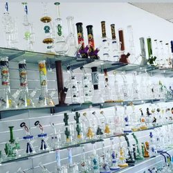 Moreno Valley Smoke Shop - Glass bongs