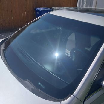 Henry's Auto Glass - Finish product - Windshield Installation & Repair Near Me Henry's Auto Glass - Finish product - Windshield Installation & Repair Near Me
