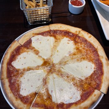 Yard House - Pizza - Bars Near Me - Sunrise, Florida Yard House - Pizza - Bars Near Me - Sunrise, Florida