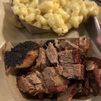 Butcher's Kitchen CHAR-B-QUE - Mac and Cheese and brisket - Barbeque Near Me - Reno, Nevada