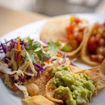 Lunada Kitchen - Breakfast & Brunch Near Me - Palos Verdes Estates, California